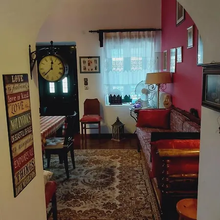 Xenia's Traditional House Ándros