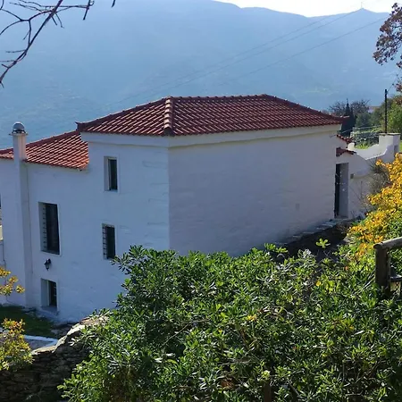 Hébergement de vacances Xenia's Traditional House Ándros